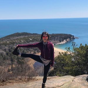 Meet your Posher, Kayla